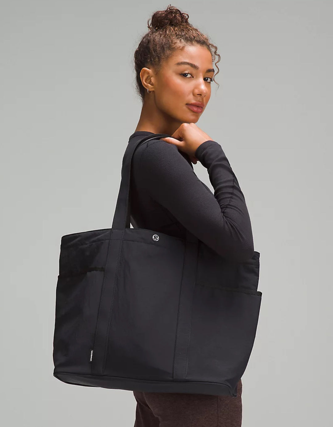lululemon daily multi pocket tote bag lululemon Daily Multi-Pocket Tote