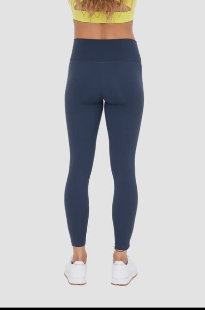 Ultra Form Fit Highwaist Leggings