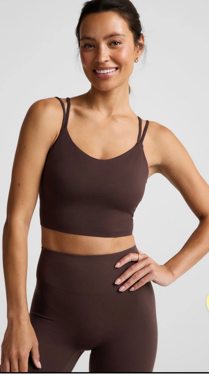 Beyond Yoga Glowzone Strappy Cropped tank cocoa plum