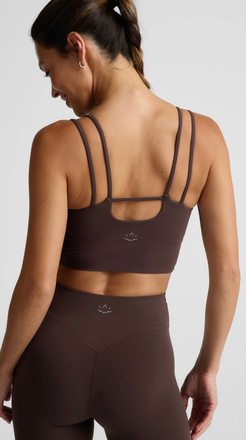 Beyond Yoga Glowzone Strappy Cropped tank cocoa plum