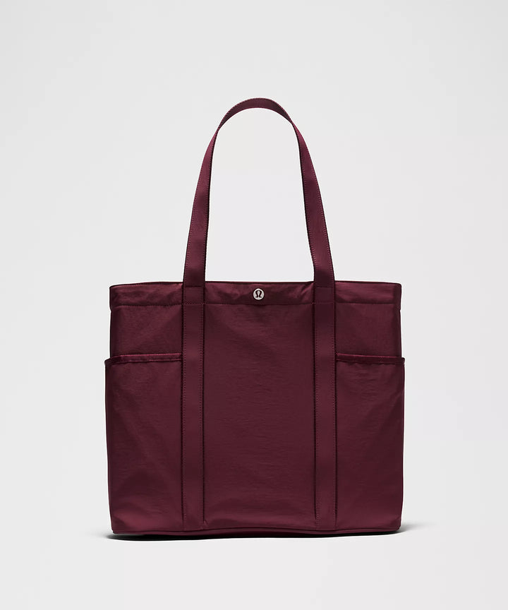 lululemon Daily Multi-Pocket Tote