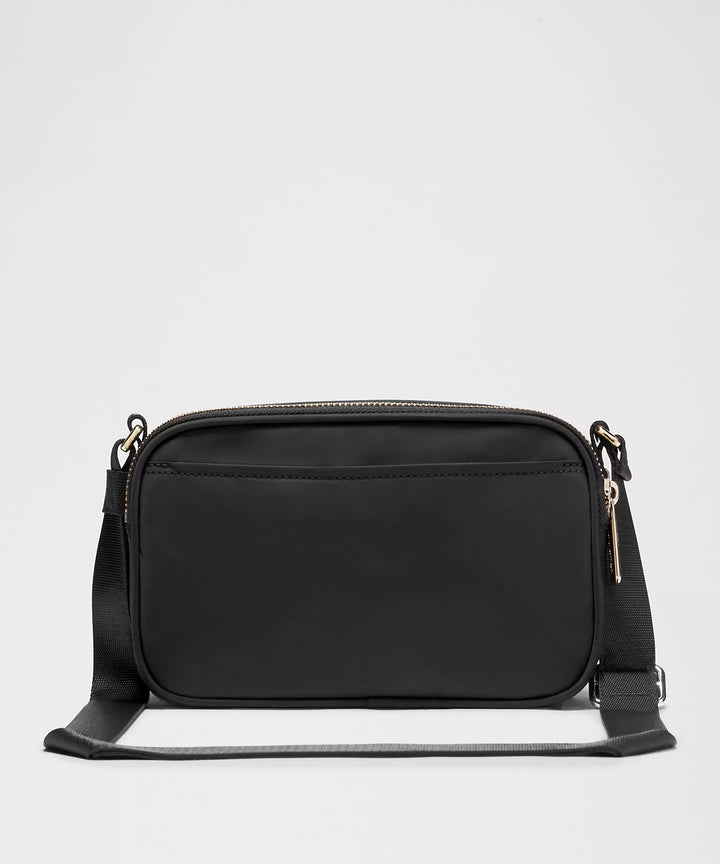 lululemon Crossbody Camera Bag 2L *Logo