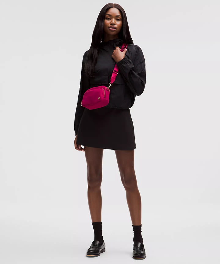 Everywhere Crossbody Bag 2L Metal Hardware