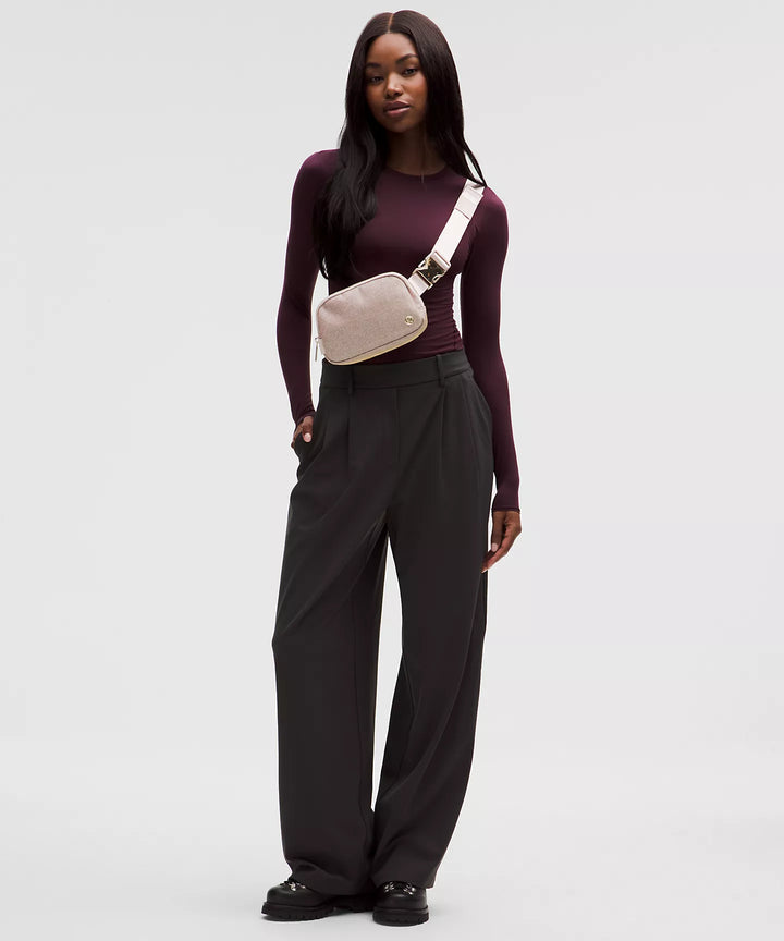 lululemon Everywhere Belt Bag 1L *Glitter