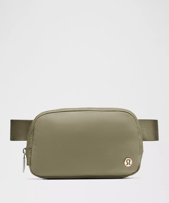 lululemon Everywhere Belt Bag