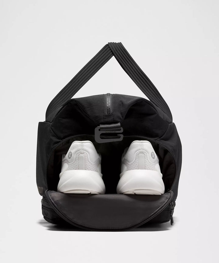 lululemon 3-in-1 Gym Duffle Bag 30L