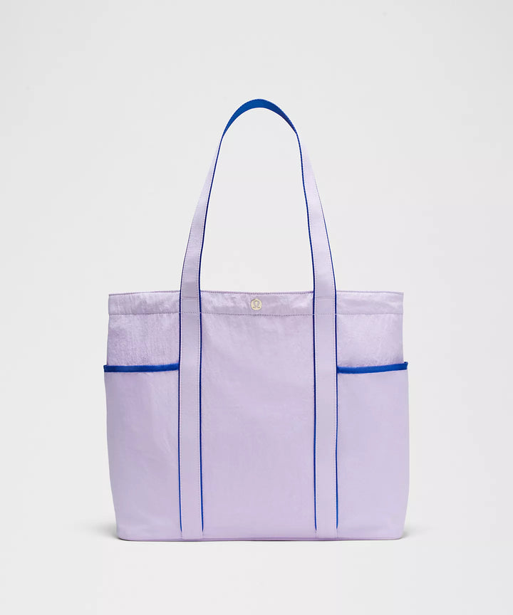 lululemon Daily Multi-Pocket Tote